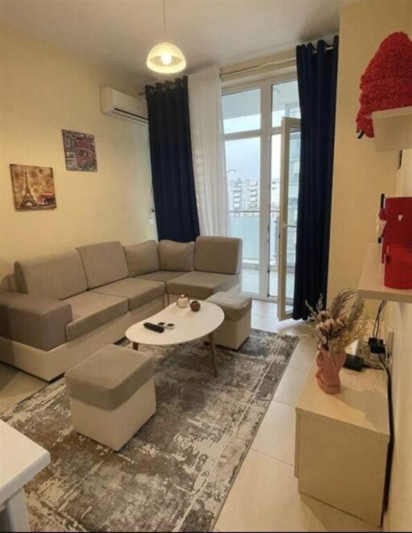 Appartamento in affitto 1+1 presso Komuna e Parisit (ID B2101685) Tirana