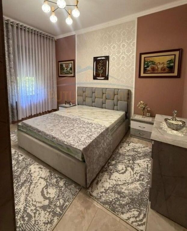 Affitto, Appartamento 2+1, Vasil Shanto, Tirana.