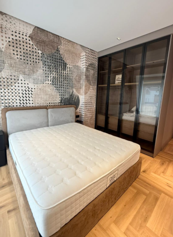 JEPET APARTAMENT LUKSOZ 2+1+2 ME QIRA – Pranë TEG