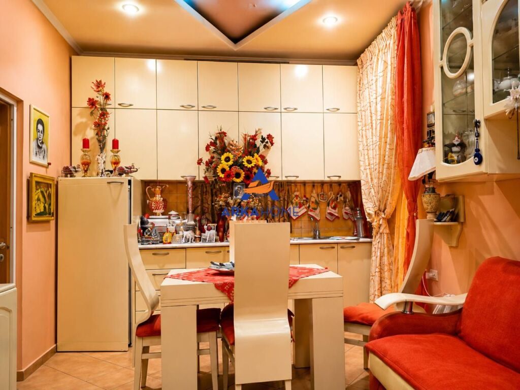 APPARTAMENTO IN AFFITTO 1+1+BALCONE "VICINO AL BAR ROMA, SHALLVARET" 50.000 LEKE