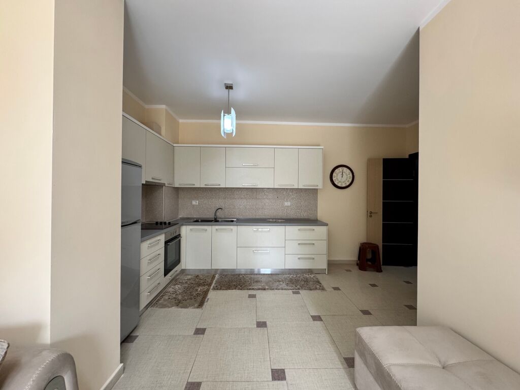 Shitet Apartment 1+1 Durres, Plepa