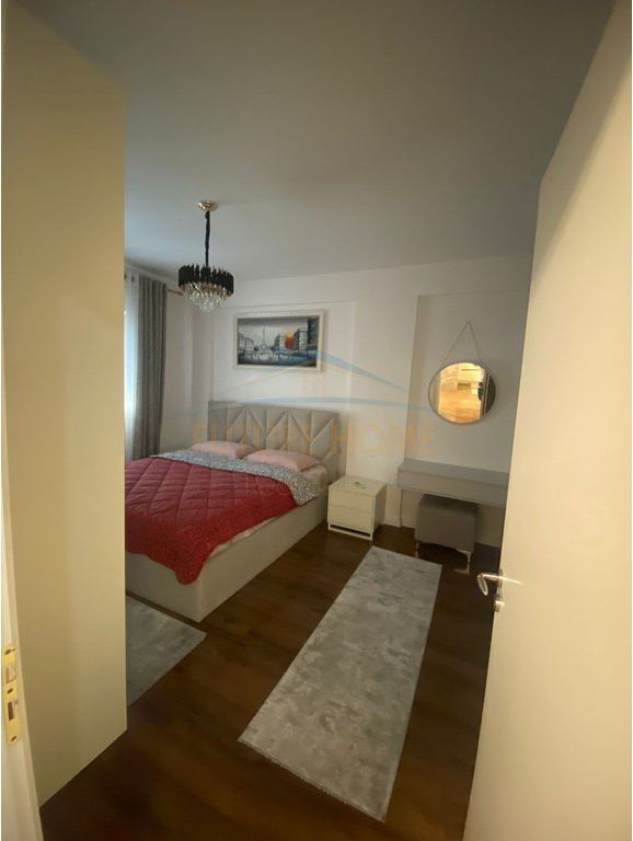 Shitet, Apartament 2+1+2, Kompleksi FZ, Liqeni i Thatë, Tiranë