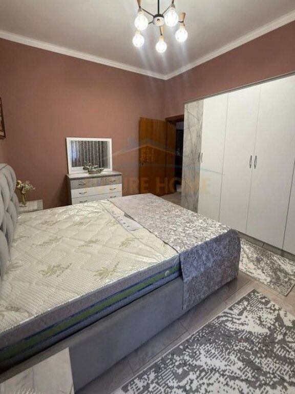 Affitto, Appartamento 2+1, Vasil Shanto, Tirana.