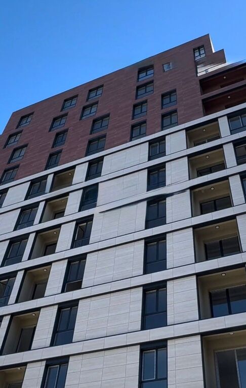 Shitet apartament 2+1 + verande Fusha e aviacionit