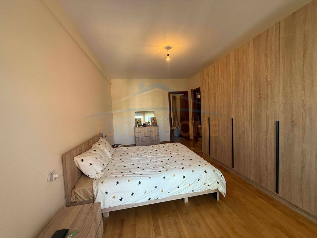 Shitet, Apartament 2+1+2, Rruga Besim Alla, Misto Mame