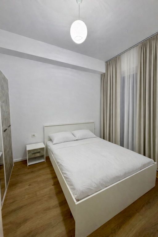Jepet me qira apartament 1+1