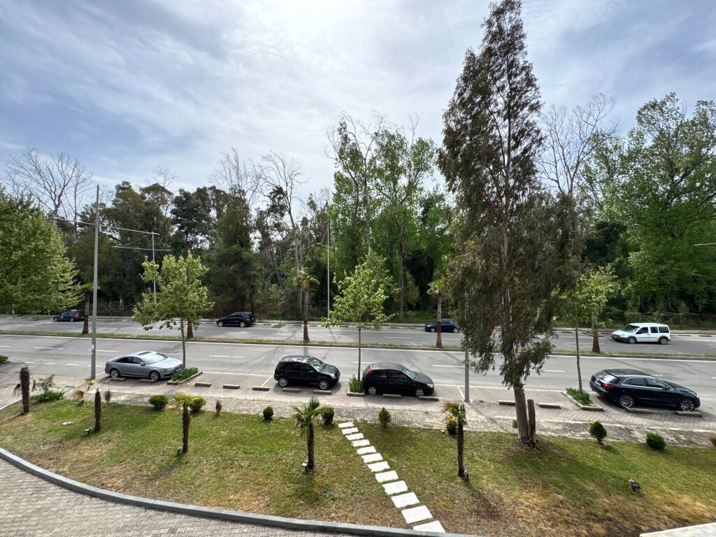 Shitet Apartment 1+1 Durres, Plepa