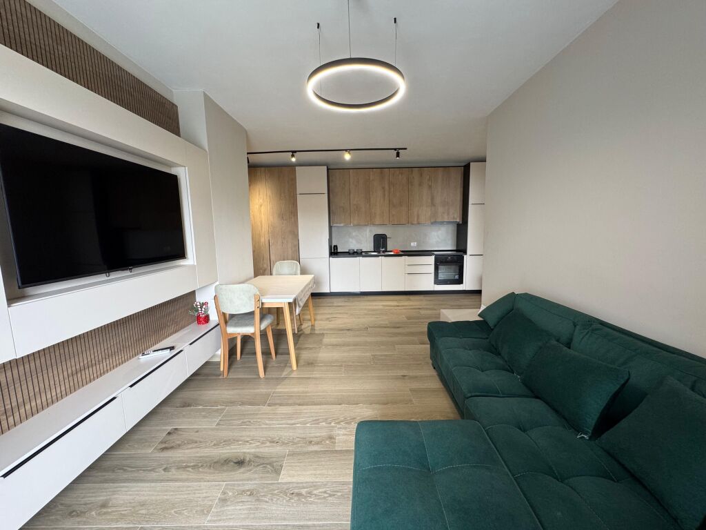 Jepet apartament me qera 2+1+parking