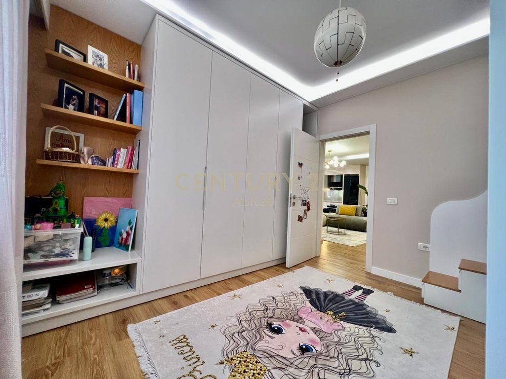 SHESIM, APARTAMENT PREMIUM 2+1+2 me POST PARKIMI te KOMUNA‼️