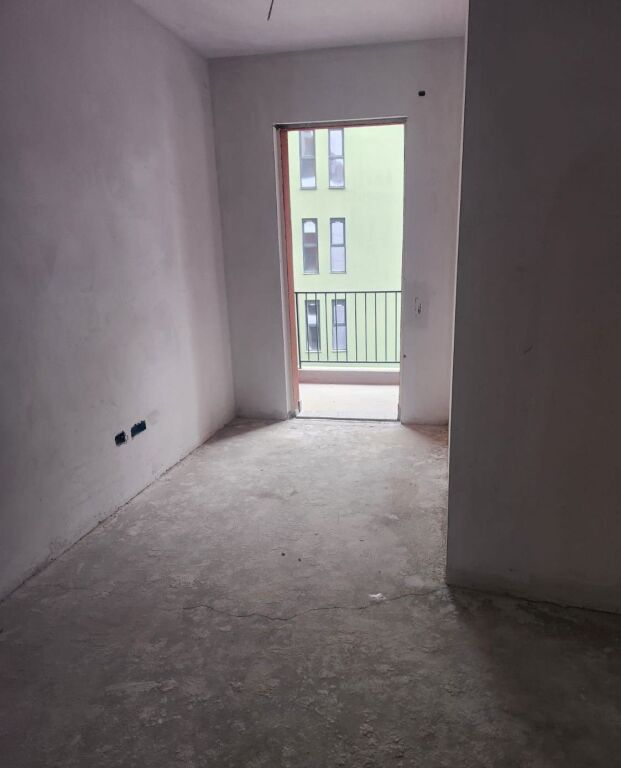 🏡 Shitet Apartament 2+1 – Space City