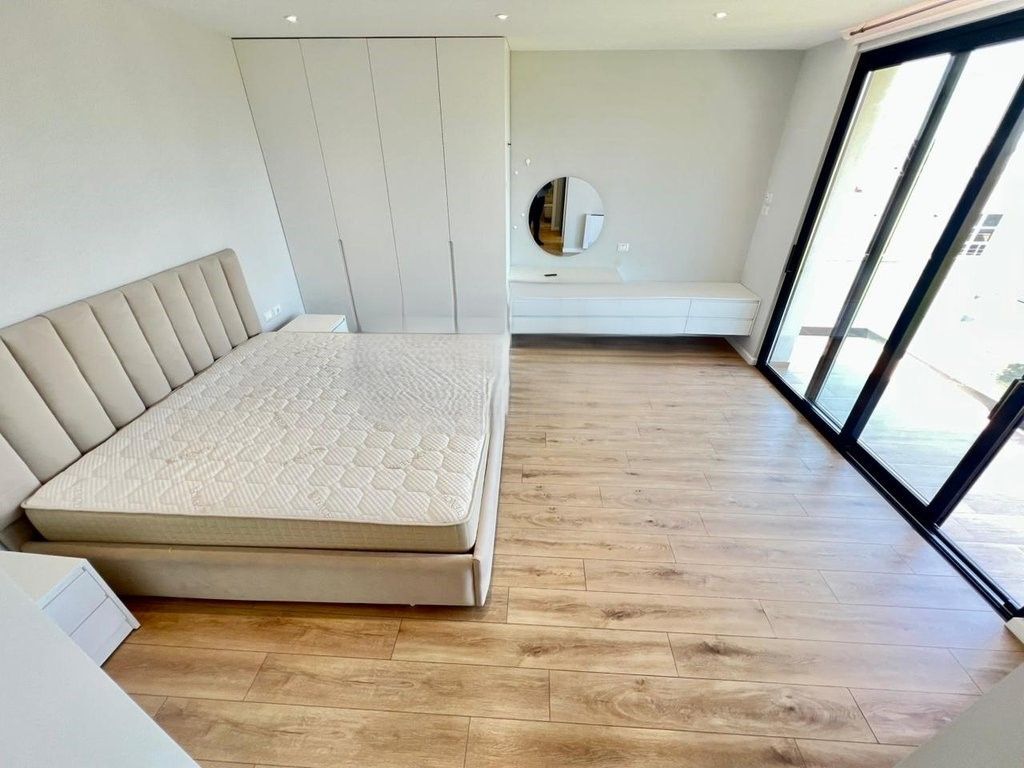 IN AFFITTO, VILLA MODERNA INDIVIDUALE con CORTILE &amp; VISTA, LAGO ASCIUTTO‼️