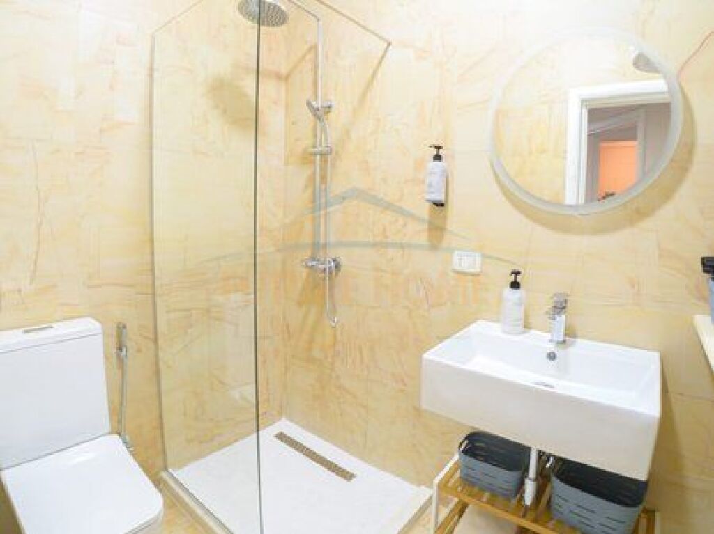 For sale, Apartment 2+1+2, Barrikadave Street, Tirana.