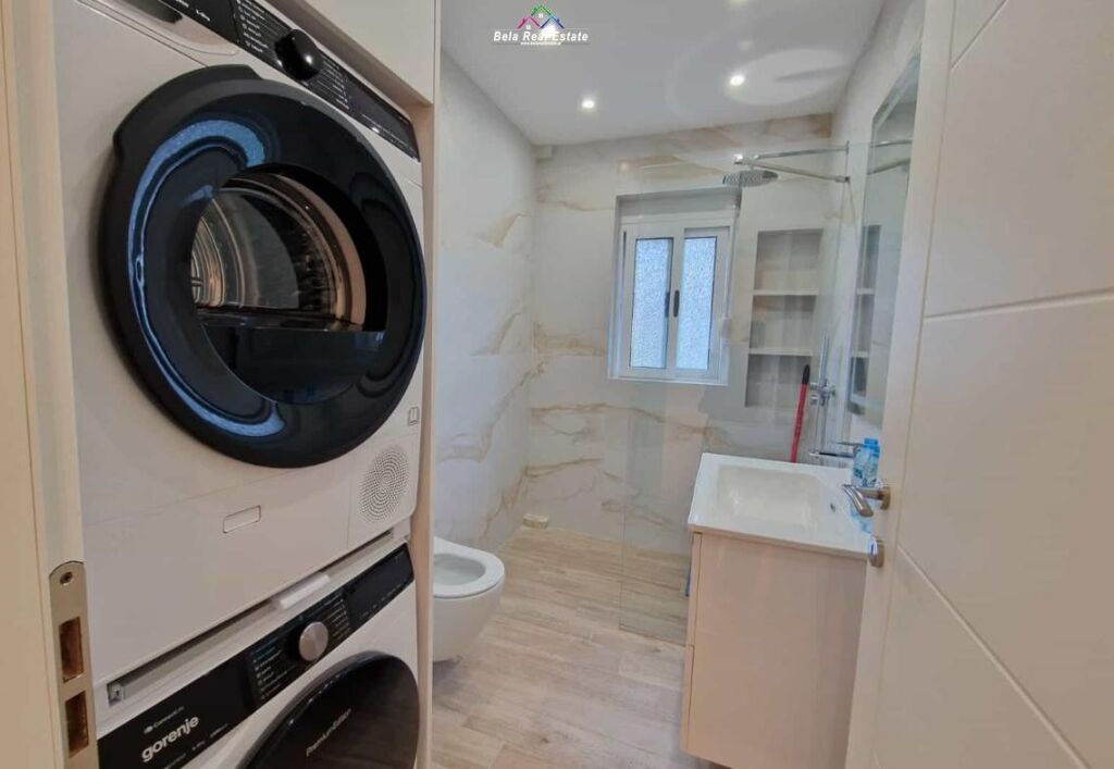 Zyre Me Qera 3+1 Ne Qender ( ID BZ2941) Tirane