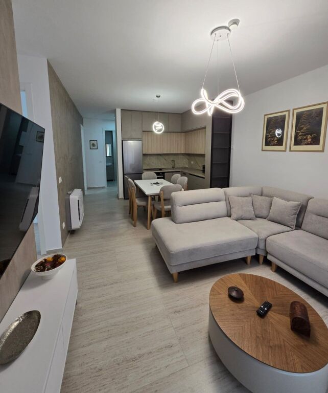 📌Appartamento 3+1+2 in affitto a Forest Green 🌿 – Lago Asciutto