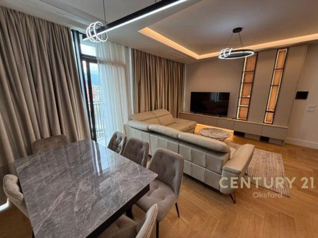 AFFITTIAMO APPARTAMENTO DI LUSSO + POSTO AUTO PRESSO LA RESIDENZA LAKE VIEW!