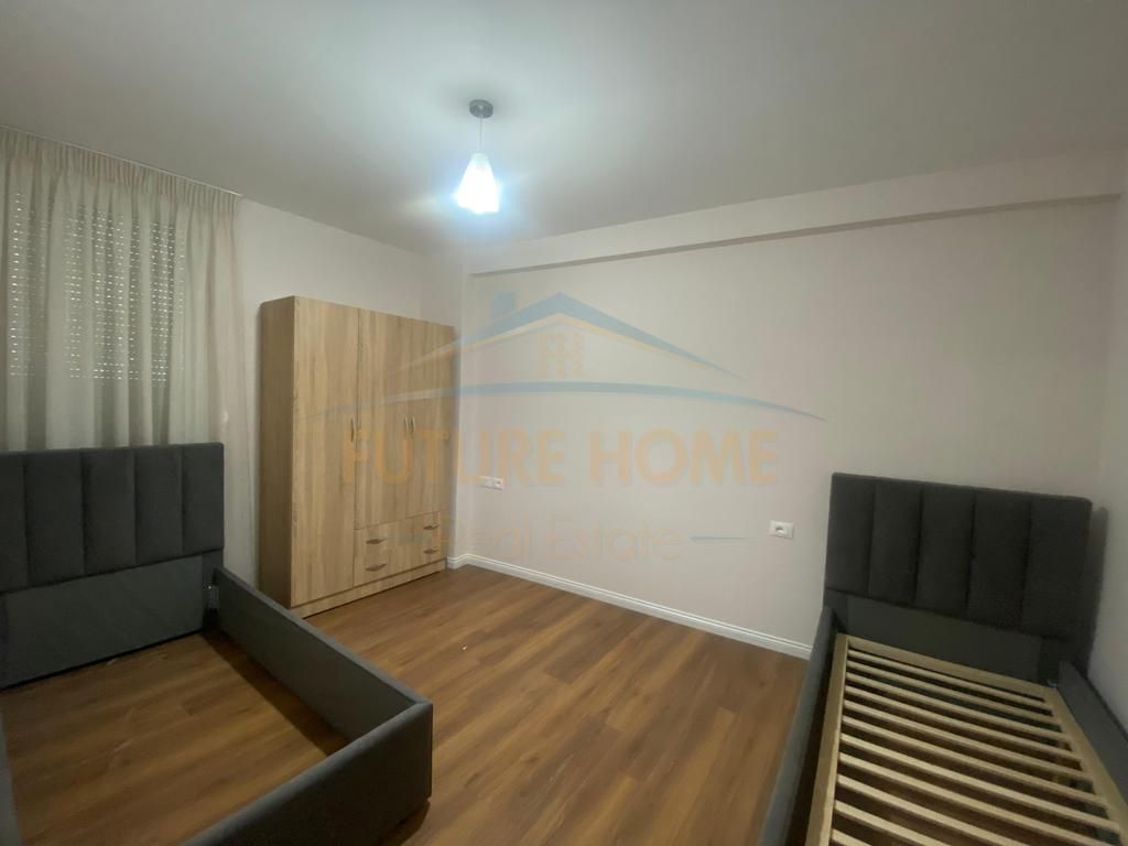 Qira, Apartament 2+1, Rruga e Barrikadave, Tiranë.