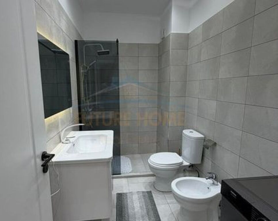 In vendita, Appartamento 2+1, Tirana Golden Park 3