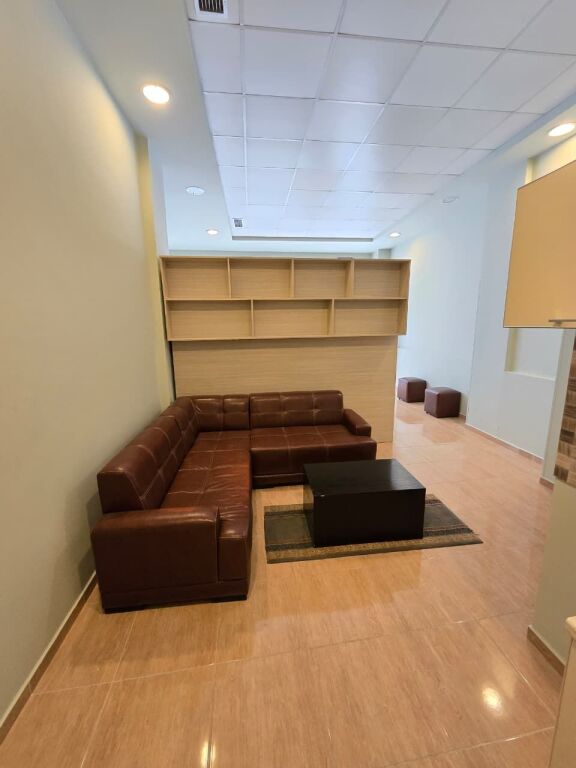 🏢 Commercial Space for Rent – Ambasador 2