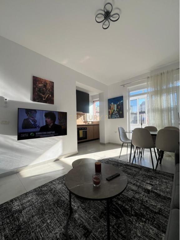 APARTMENT 2+1 FOR SALE OPPOSITE HARRY FULTZ SCHOOL