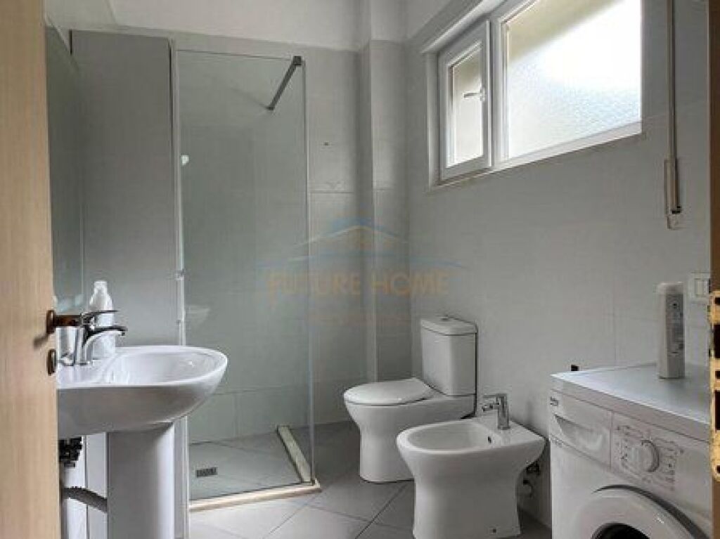 Shitet, Apartament 2+1, Gjiri i Lalzit, Lura 2