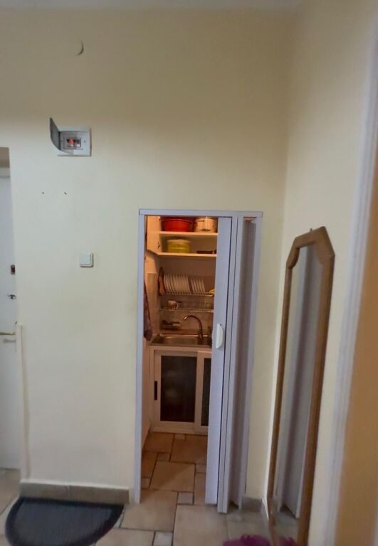 🏠Shitet Apartament 1+1+bllk 📍Rruga Bardhyl 💥Super Location, pallat buze rruge💶150.000€