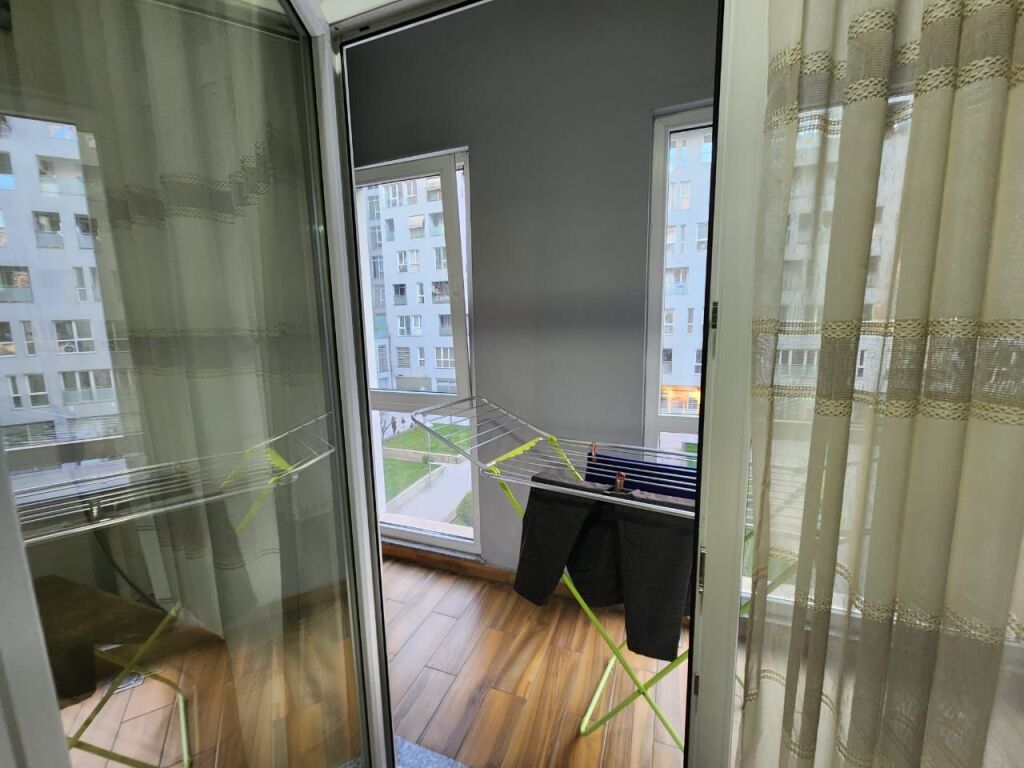 For rent 1+1 at Komuna e Parisit