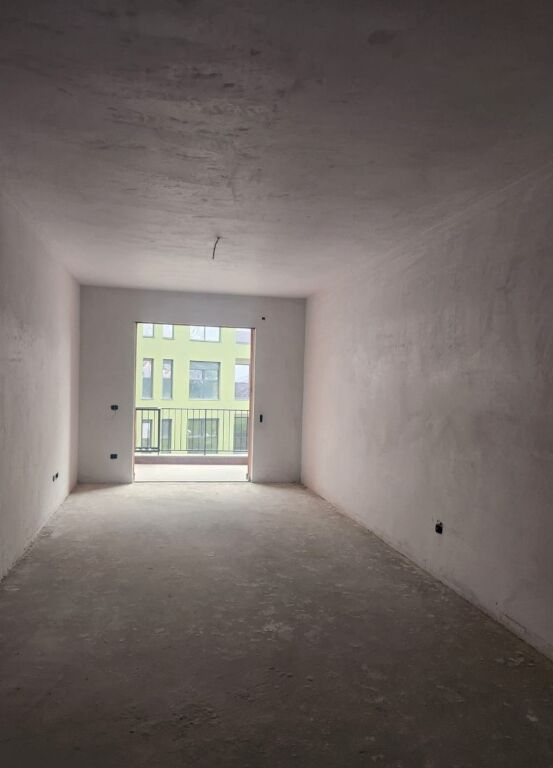 🏡 Shitet Apartament 2+1 – Space City