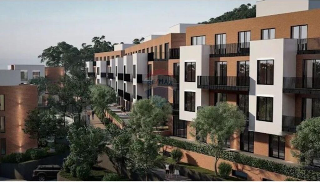 Appartamento 2+1+58m2 cortile vicino a TEG!