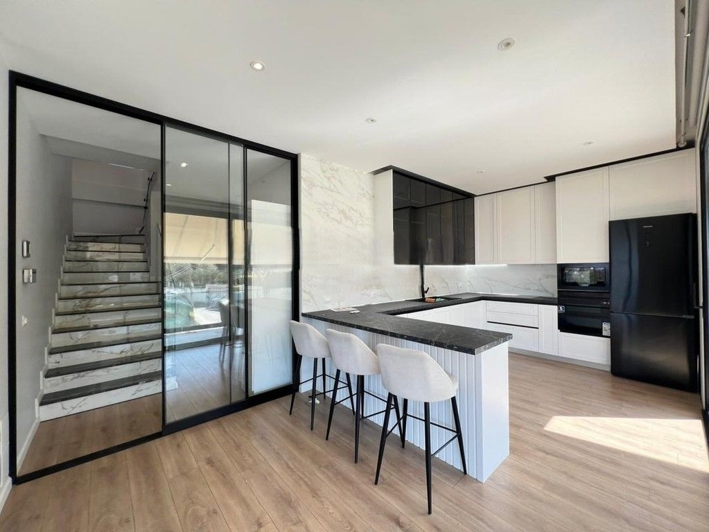 IN AFFITTO, VILLA MODERNA INDIVIDUALE con CORTILE &amp; VISTA, LAGO ASCIUTTO‼️