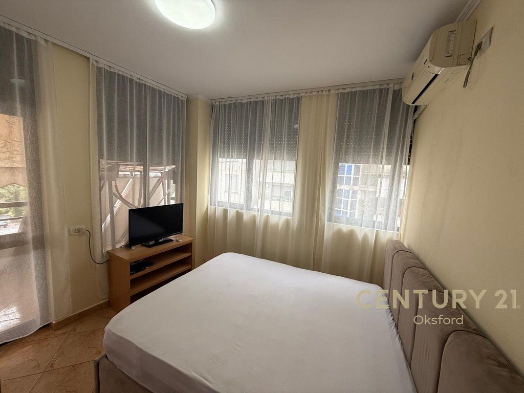 JAPIM ME QIRA APARTAMENT 2+1+2 ,TEK SELVIA!