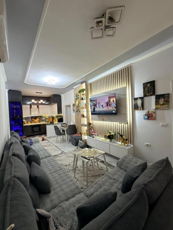 Shitet, Apartament 2+1, Kamez, Tirane.