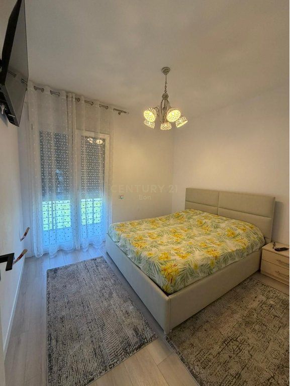 VILLA MODERNA SU DUE PIANI IN VENDITA A XHAFZOTAJ, DURRES!