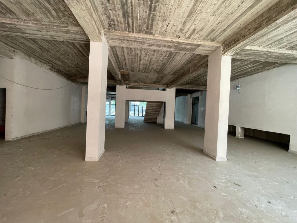🏢 Business premises for rent at the Municipality Overpass