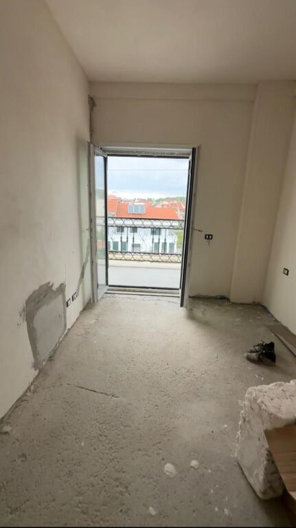 Apartment 1+1 for sale Porta e Re !