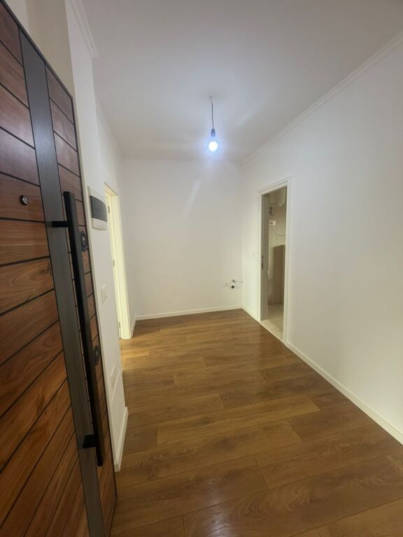 Appartamento 1+1 in vendita dietro Europian Porcelan