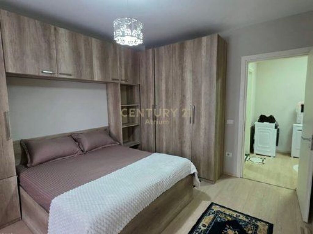 JEPET APARTAMENT ME QIRA TEK KOMPLEKSI VIND NE ALI DEM!