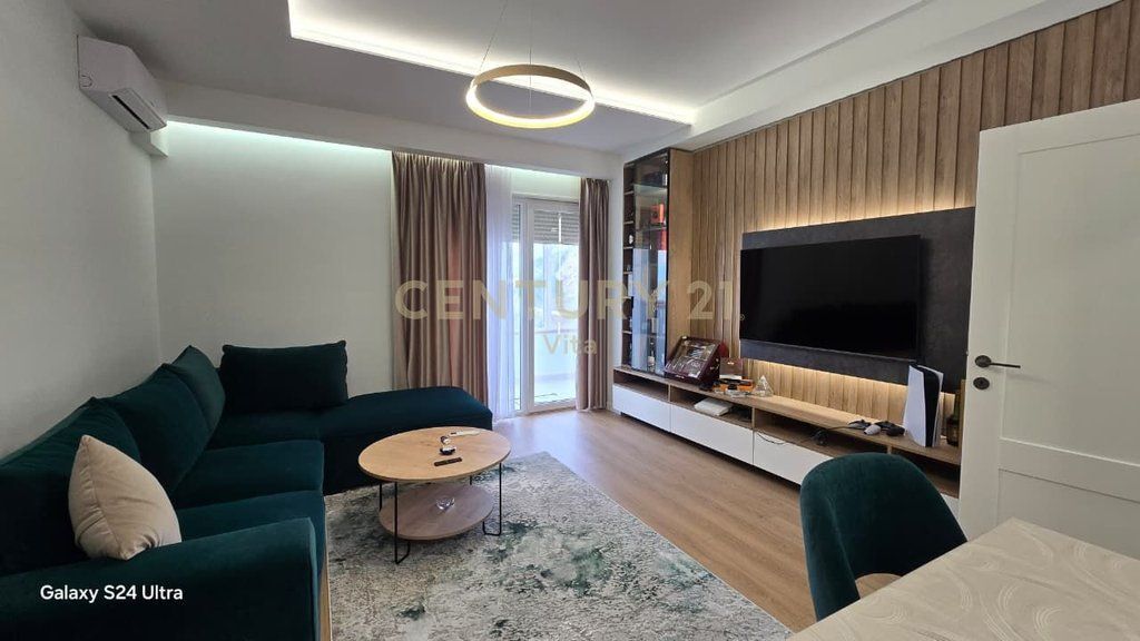 Apartament 1+1 në Shitje në Vijen e Parë me Pamje Deti, Shkëmbi i Kavajës, Durrës !!