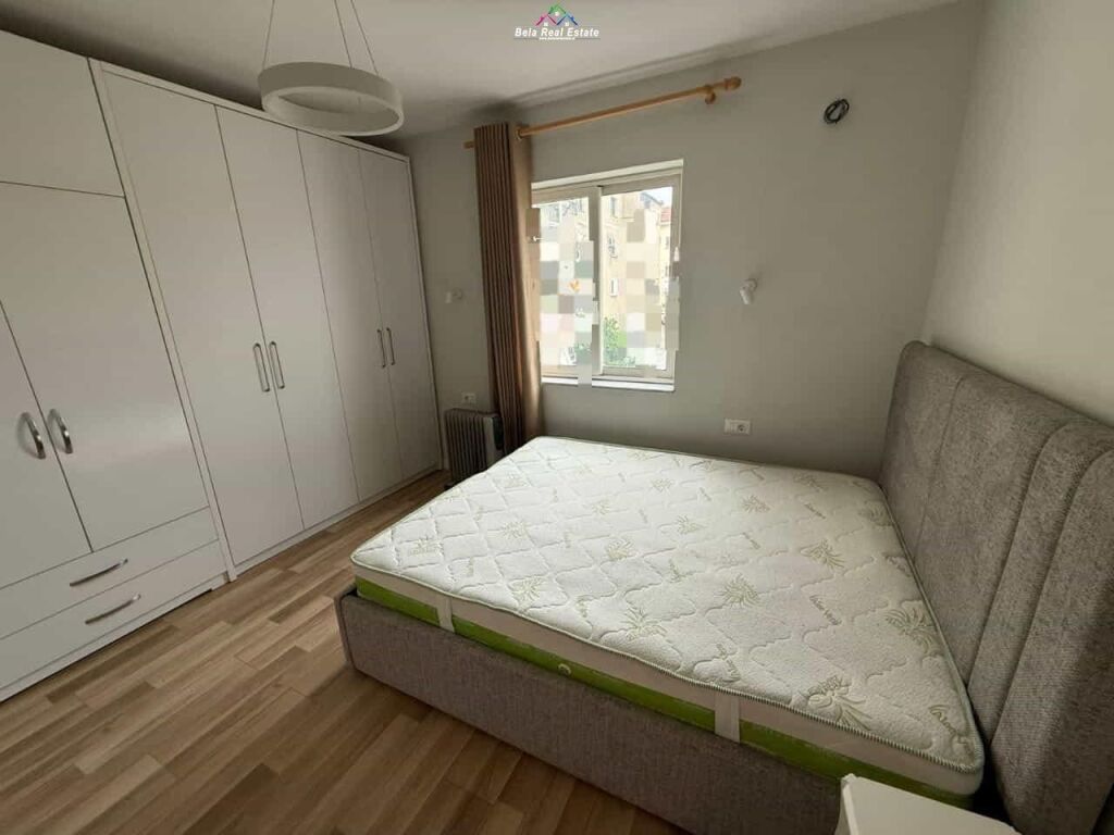 Apartament me qera 1+1 tek Bulevardi Zogu i Pare (ID B211289) Tirane