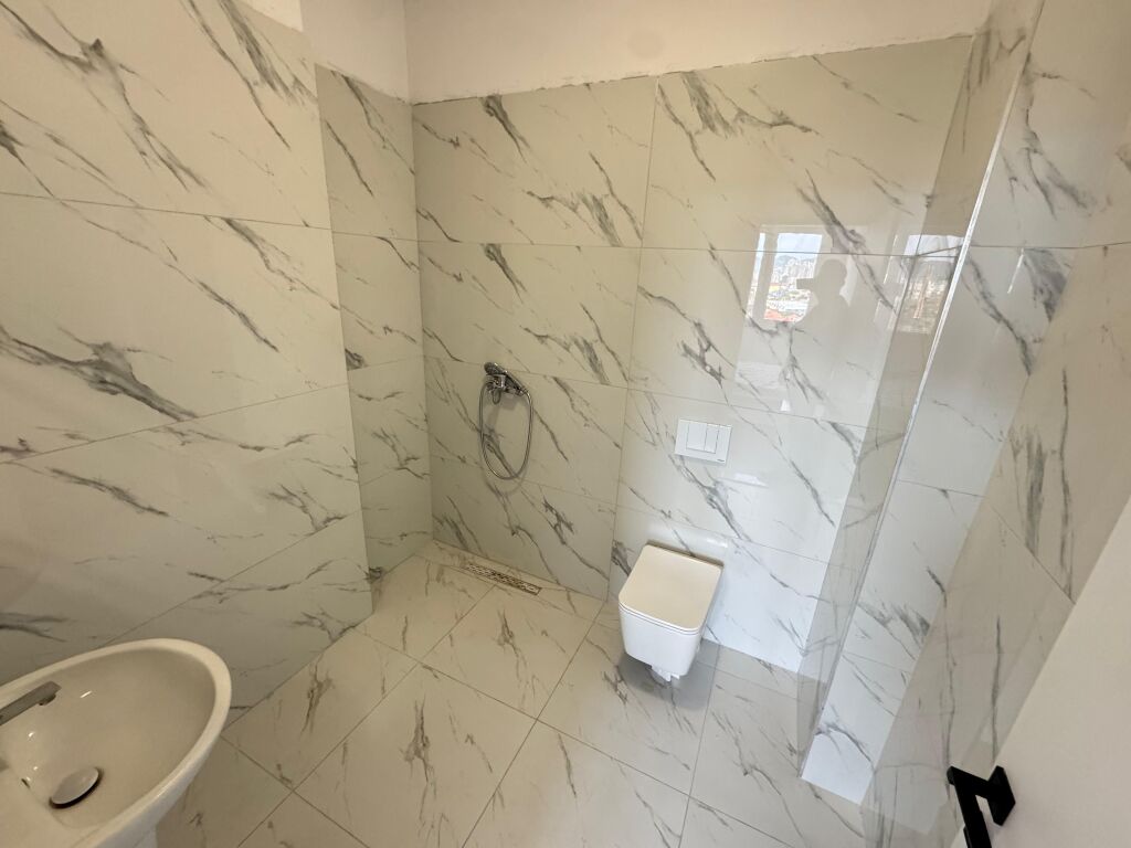 🏢 Apartment 2+1+2 for Rent 📍Paskuqan, white palace 🏠 Typology: 2+1+2 🛗 Floor: 6 with elevator 💶 Price: 500 Euro / month