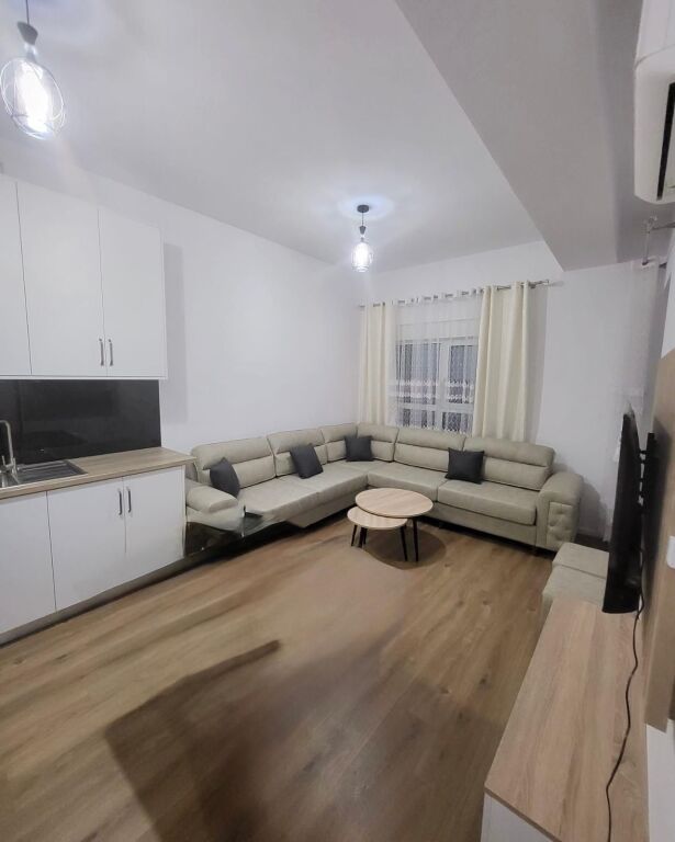 🏡 Appartamento 1+1 in affitto – Complesso Kadiu, Ali Demi 📍