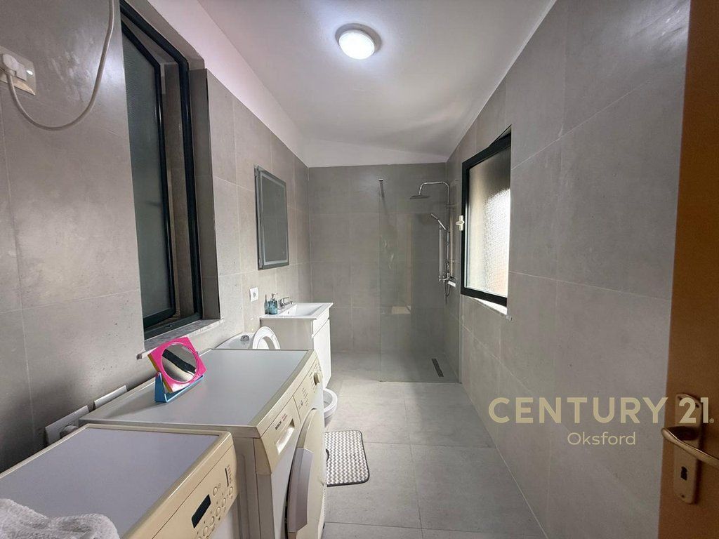 JAPIM ME QIRA APARTAMENT 2+1+2 ,TEK SELVIA!