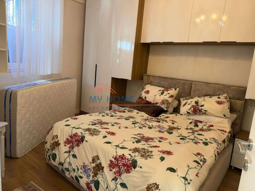 Apartment 1+1 for Rent at Brryli Tirana