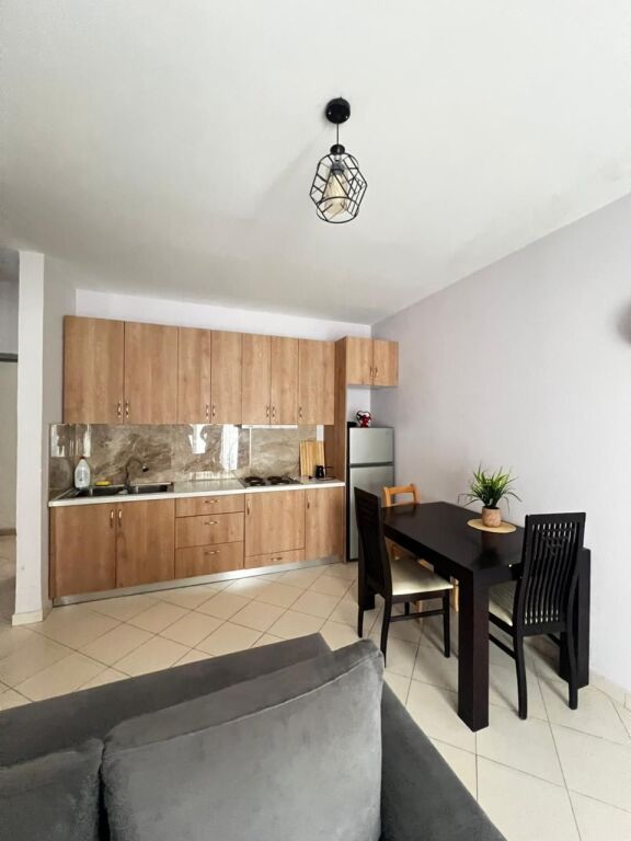 SHITET APARTAMENT 1+1 PRANE HOTEL BLEART, SHKEMBI I KAVAJES