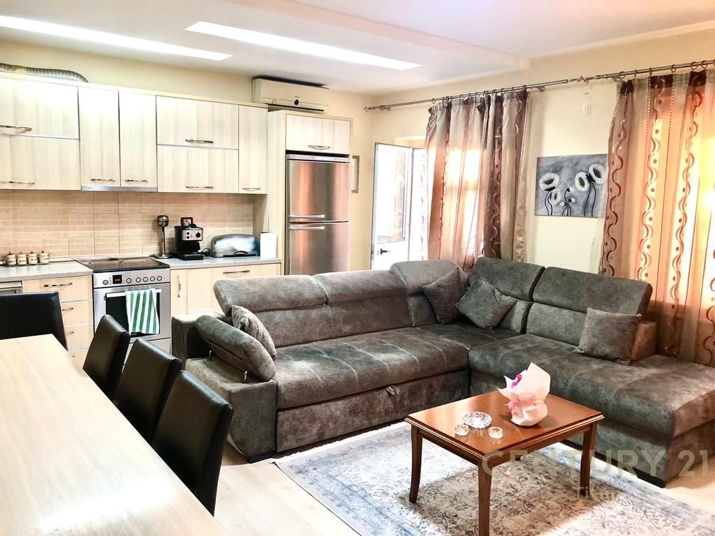 Apartment 2+1 for rent at Komuna e Parisit 550 € /Month Total area  86m2