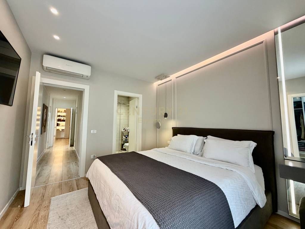 Apartment 3+1+2 for sale at Kompleksi Delijorgji