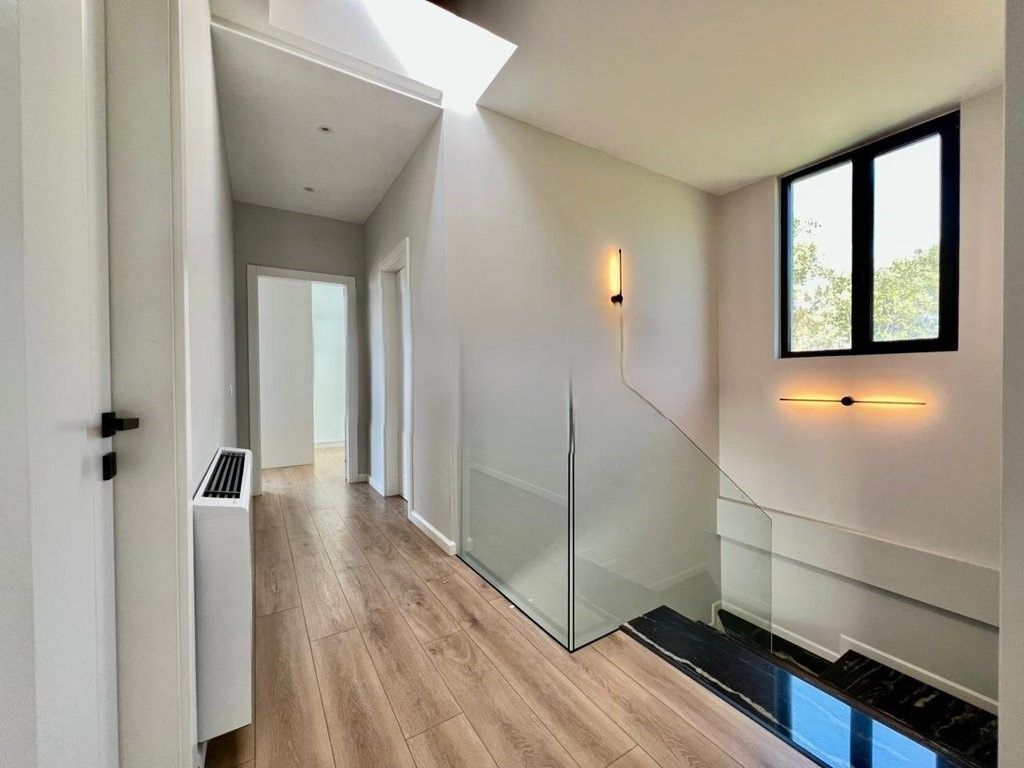 IN AFFITTO, VILLA MODERNA INDIVIDUALE con CORTILE &amp; VISTA, LAGO ASCIUTTO‼️