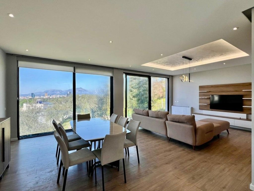 IN AFFITTO, VILLA MODERNA INDIVIDUALE con CORTILE &amp; VISTA, LAGO ASCIUTTO‼️
