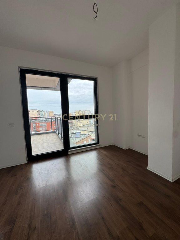 1+1 MODERN NË SHITJE TEK RRUGA E KOSOVARËVE 257,600 €