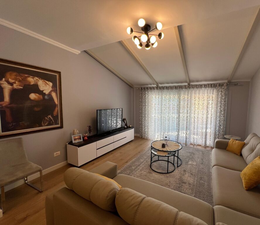 🏡 Jepet me qira apartament 2+1 – te Shkolla e Baletit