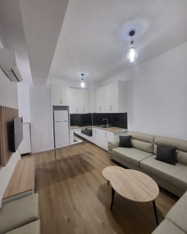 🏡 Appartamento 1+1 in affitto – Complesso Kadiu, Ali Demi 📍